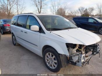  Salvage Chrysler Town & Country