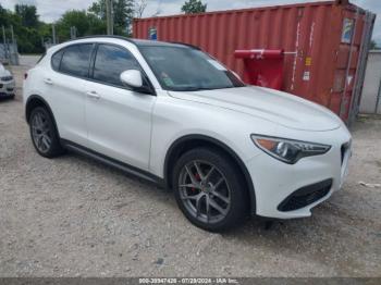  Salvage Alfa Romeo Stelvio