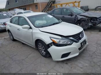  Salvage Nissan Altima