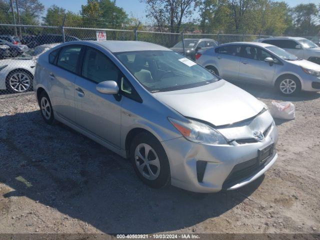  Salvage Toyota Prius