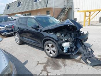  Salvage Volvo XC40