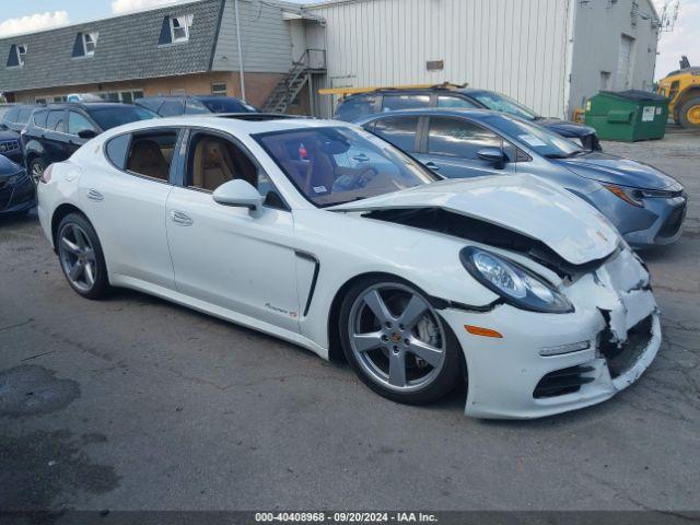  Salvage Porsche Panamera