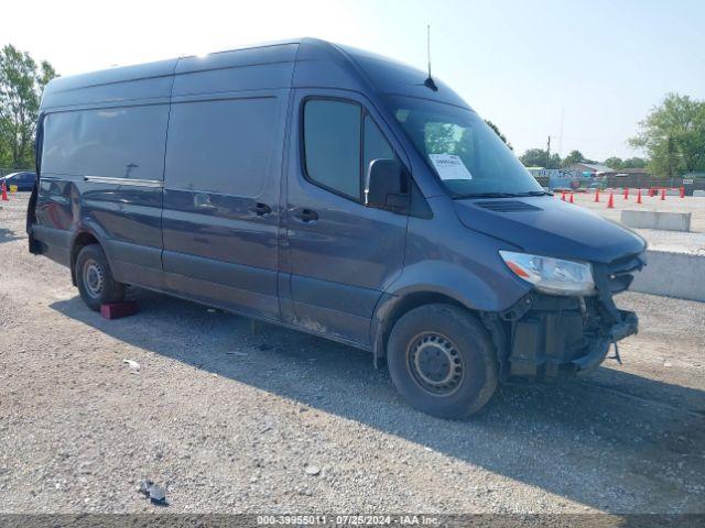  Salvage Mercedes-Benz Sprinter 2500