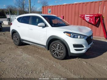  Salvage Hyundai TUCSON