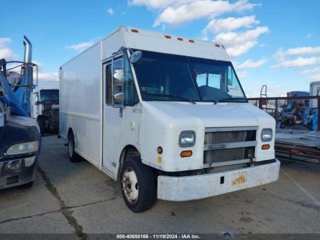  Salvage Freightliner Chassis