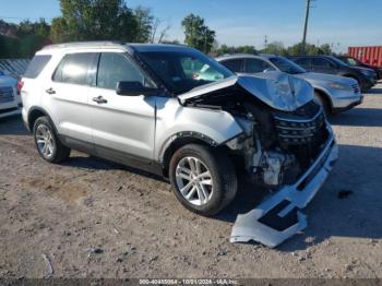  Salvage Ford Explorer