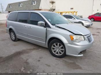  Salvage Chrysler Town & Country