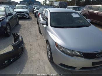  Salvage Kia Forte