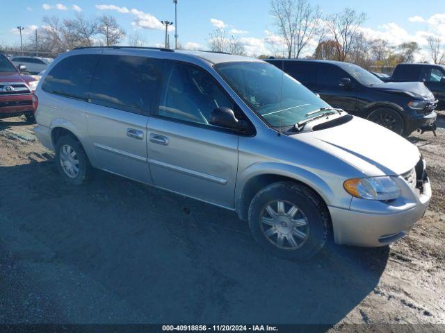  Salvage Chrysler Town & Country