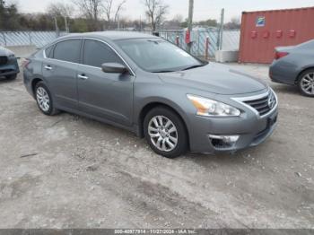  Salvage Nissan Altima