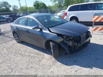  Salvage Kia Forte