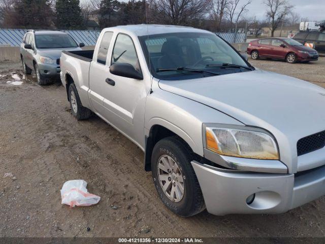  Salvage Mitsubishi Raider