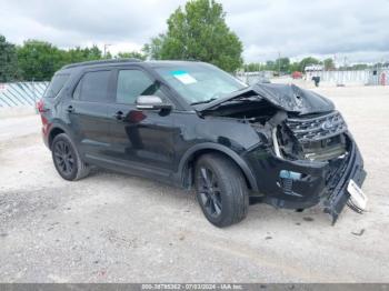  Salvage Ford Explorer