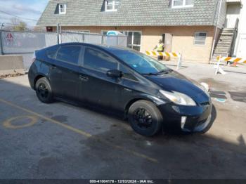  Salvage Toyota Prius