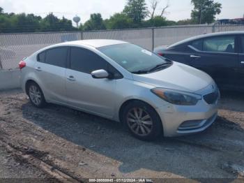  Salvage Kia Forte