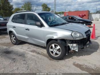  Salvage Hyundai TUCSON