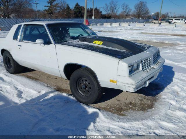  Salvage Oldsmobile Cutlass Supreme