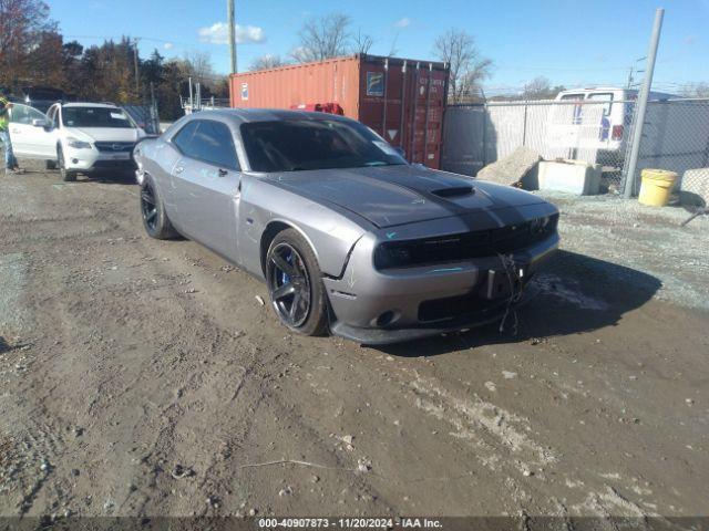  Salvage Dodge Challenger