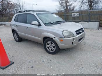  Salvage Hyundai TUCSON