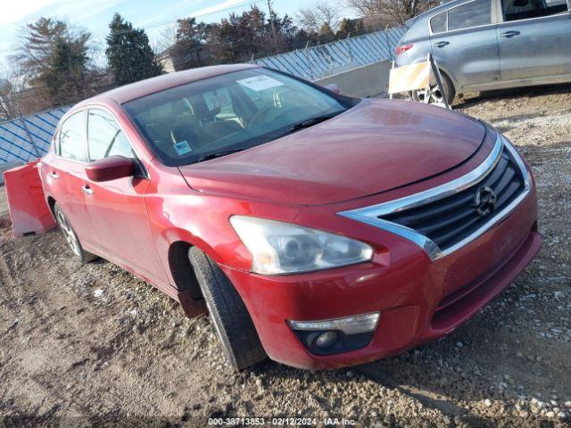  Salvage Nissan Altima