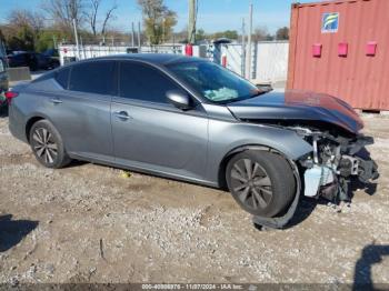  Salvage Nissan Altima