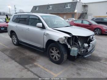  Salvage Toyota Highlander