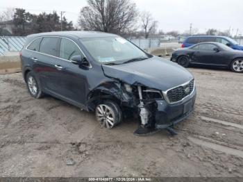  Salvage Kia Sorento