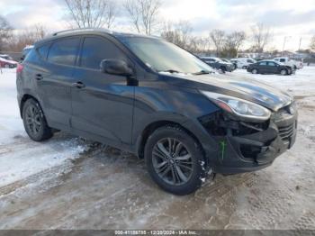  Salvage Hyundai TUCSON