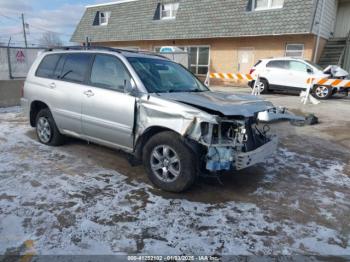  Salvage Toyota Highlander