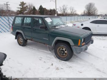  Salvage Jeep Cherokee