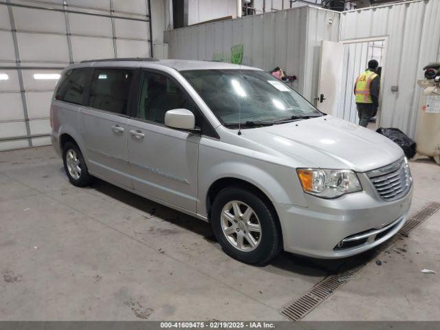  Salvage Chrysler Town & Country