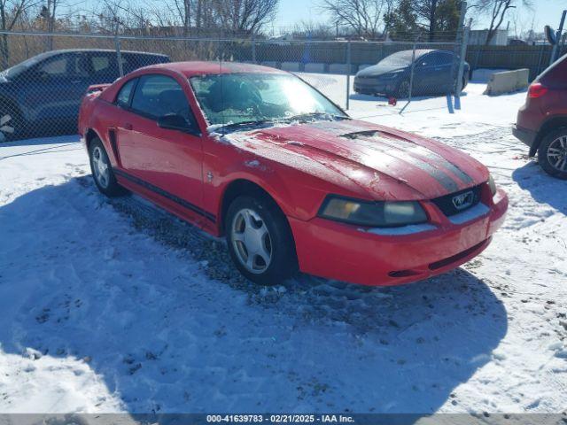  Salvage Ford Mustang