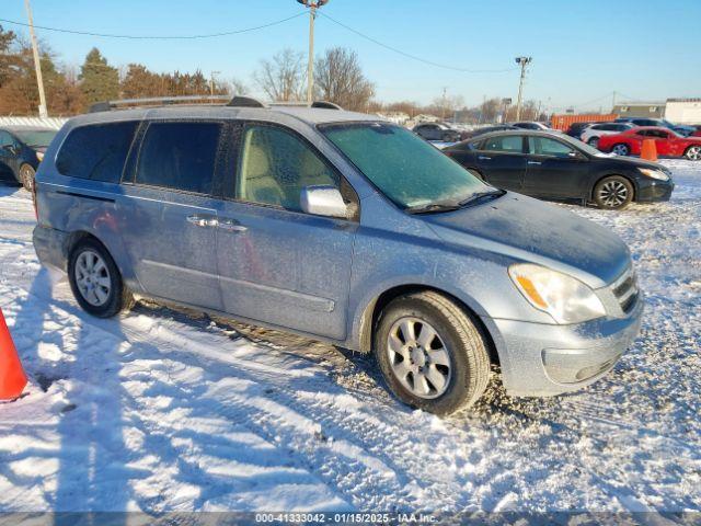  Salvage Hyundai Entourage