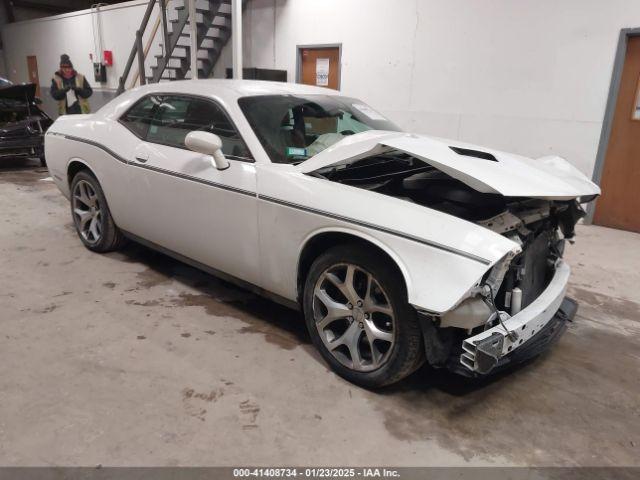  Salvage Dodge Challenger