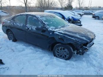  Salvage Hyundai ELANTRA