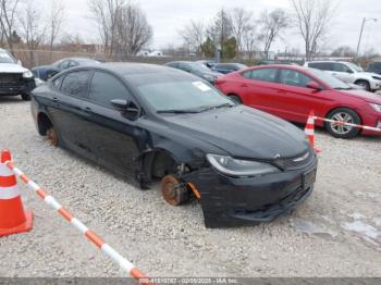  Salvage Chrysler 200