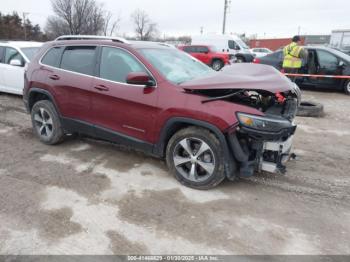  Salvage Jeep Cherokee