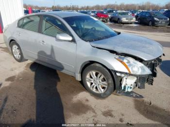  Salvage Nissan Altima