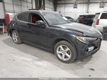  Salvage Alfa Romeo Stelvio