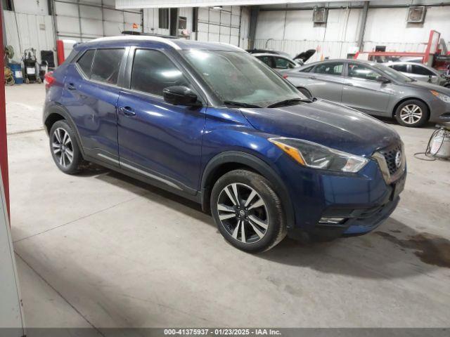  Salvage Nissan Kicks