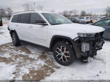  Salvage Jeep Grand Cherokee