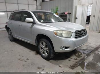  Salvage Toyota Highlander