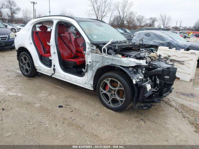  Salvage Alfa Romeo Stelvio