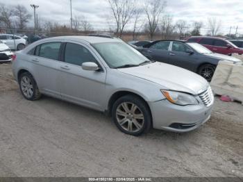  Salvage Chrysler 200