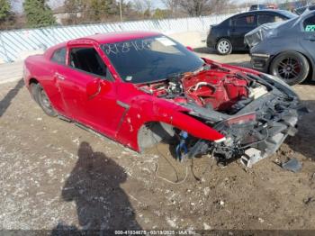  Salvage Nissan GT-R