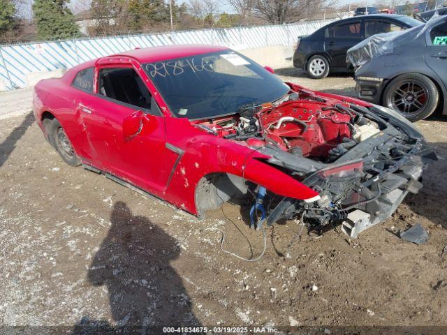 Salvage Nissan GT-R