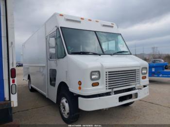  Salvage Workhorse Custom Cha Commercial Chassis