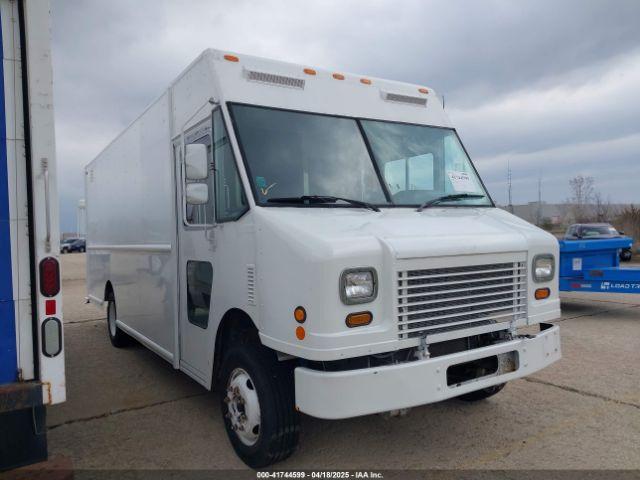  Salvage Workhorse Custom Cha Commercial Chassis