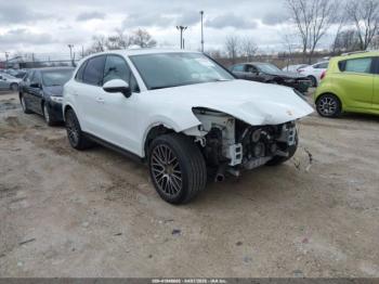  Salvage Porsche Cayenne