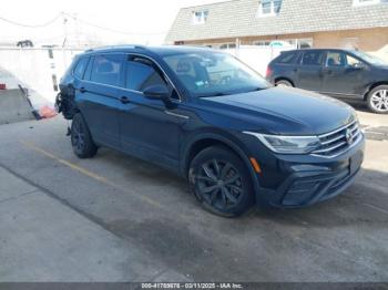  Salvage Volkswagen Tiguan